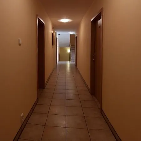 Bed & Breakfast Dom Goscinny Pod Brzozami *