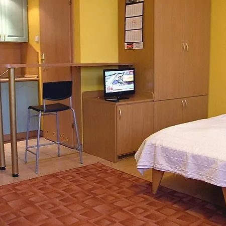 Dom Goscinny Pod Brzozami Bed & Breakfast