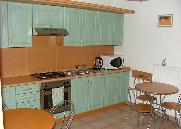 Bed & Breakfast Dom Goscinny Pod Brzozami 3*