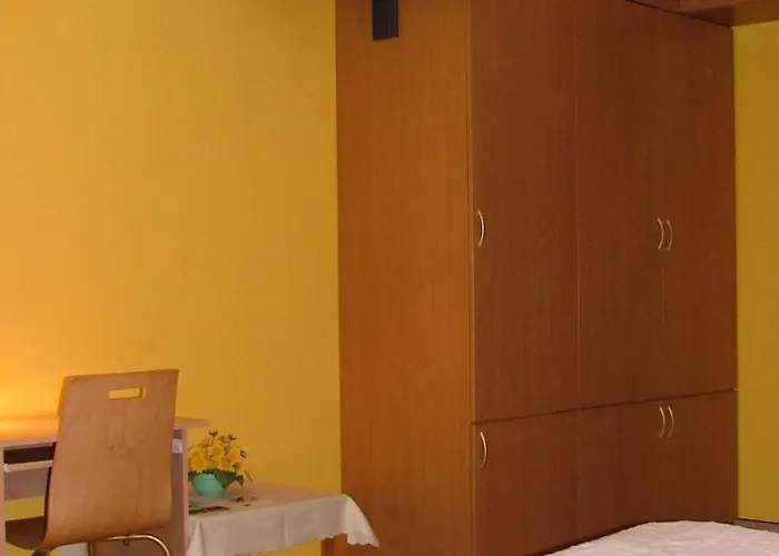 Dom Goscinny Pod Brzozami Poznan