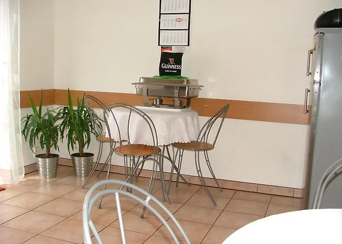 Dom Goscinny Pod Brzozami Poznan